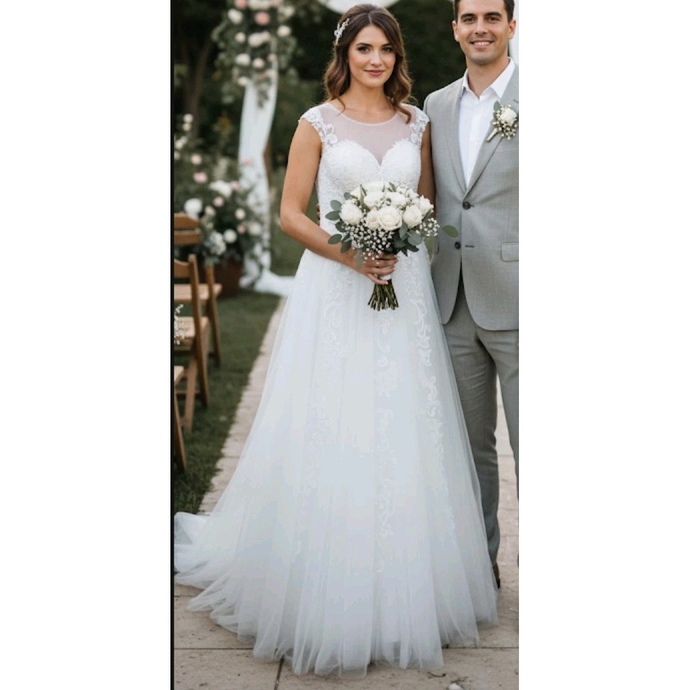 JJ's House Wedding Dress‎ Womens Medium White Lace Tulle Sleeveless Bridal Gown